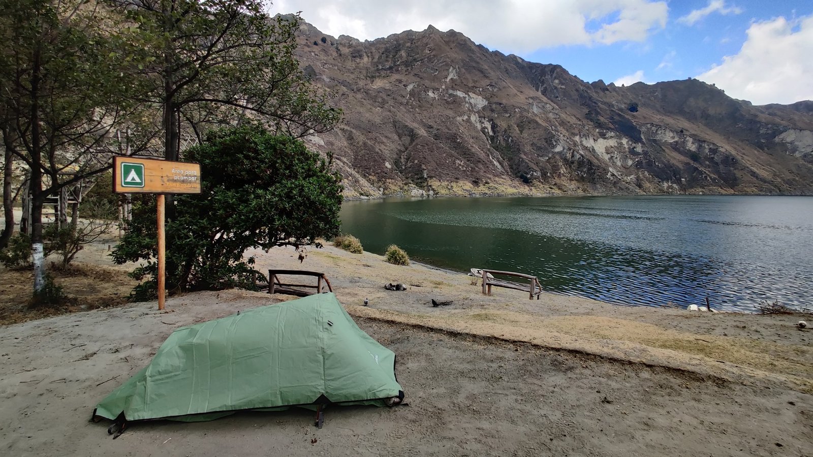 Camping Quilotoa Guide